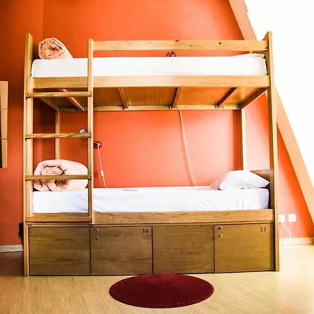 Auberge de jeunesse Poets